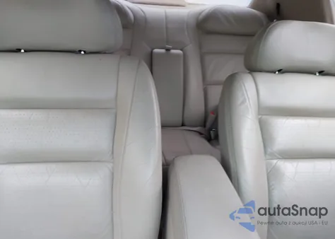 1997 Cadillac Eldorado Touring z USA, uszkodzony, nr VIN 1G6ET1293V4615403